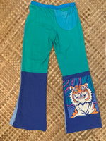 Load image into Gallery viewer, Ladies Size S &quot;Blues &amp; Greens Tiger&quot; Flutter Pants
