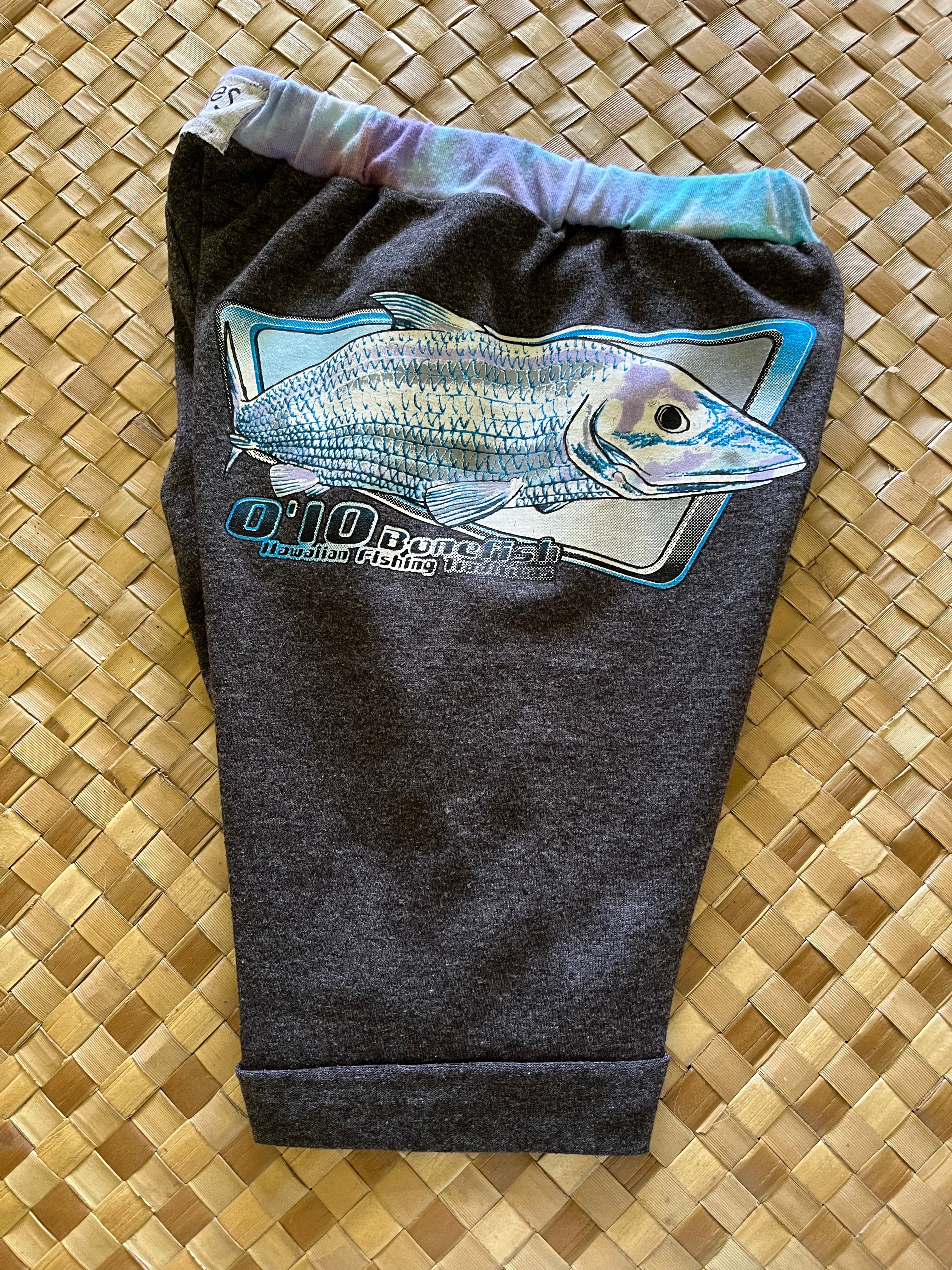 Kids Size 4 "Grey and Blue Oʻio Fishing" Beach Comber Shorts