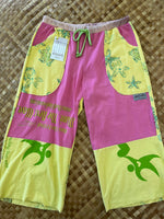 Load image into Gallery viewer, Ladies Size S &quot;Pink &amp; Yellow Sea Creatures&quot; Breezy Capri
