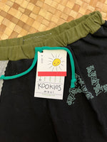 Load image into Gallery viewer, Kids Size 8 &quot;Green &amp; Black Shaka Aloha&quot; Beach Comber Shorts
