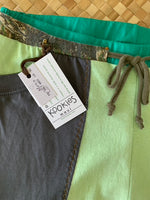 Load image into Gallery viewer, Mens Size S &quot;Green &amp; Camo Kush&quot; ʻOpihi Picker Shorts
