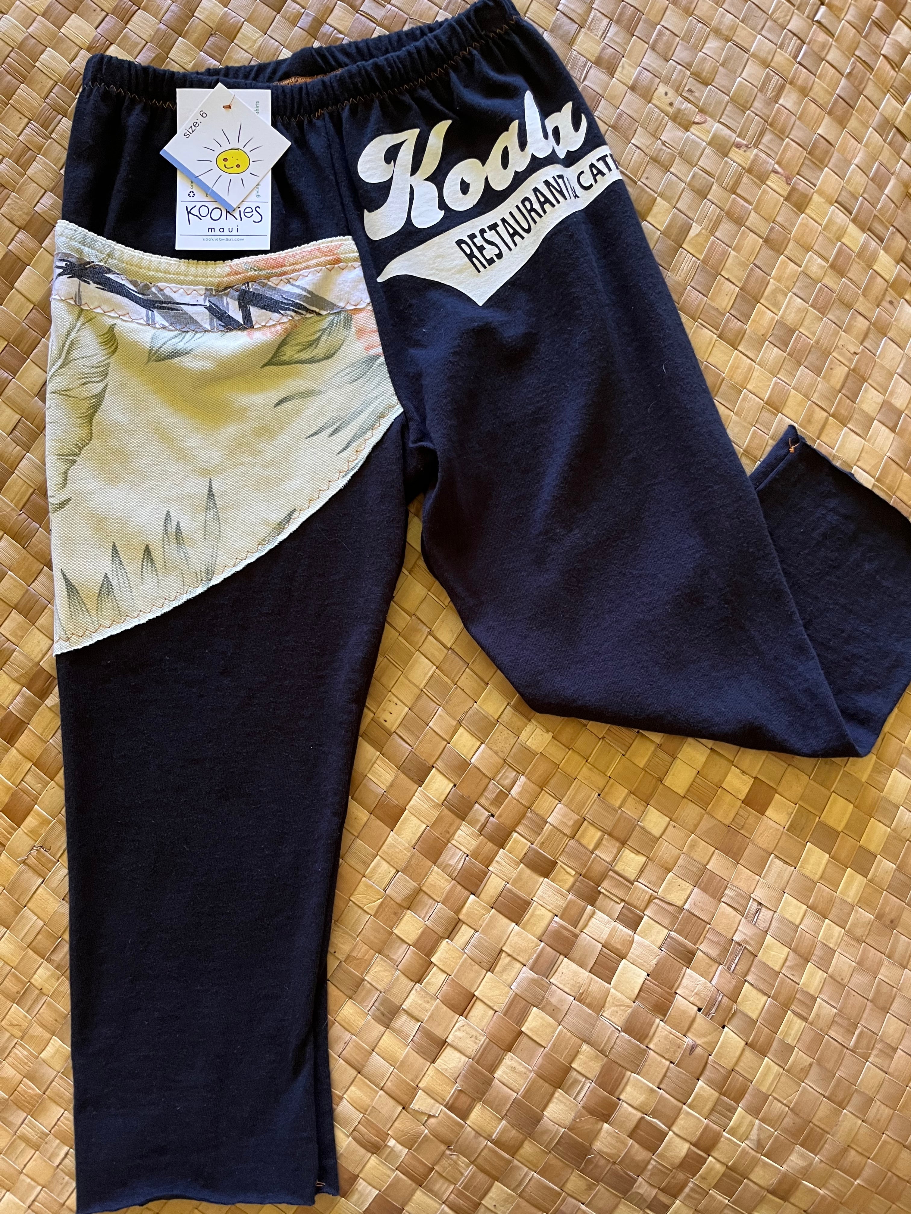 Kids Size 6 "Black & Floral Koala Moa" ʻOpihi Picker Pants