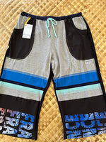 Load image into Gallery viewer, Ladies Size L &quot;Blue &amp; Grey Long Beach&quot; Breezy Capri
