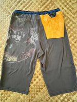 Load image into Gallery viewer, Mens Size M &quot;Grey &amp; Red Aerosmith&quot; ʻOpihi Picker Shorts
