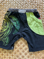 Load image into Gallery viewer, Kids Size 4 &quot;Black and Green Honu&quot; Beach Comber Shorts
