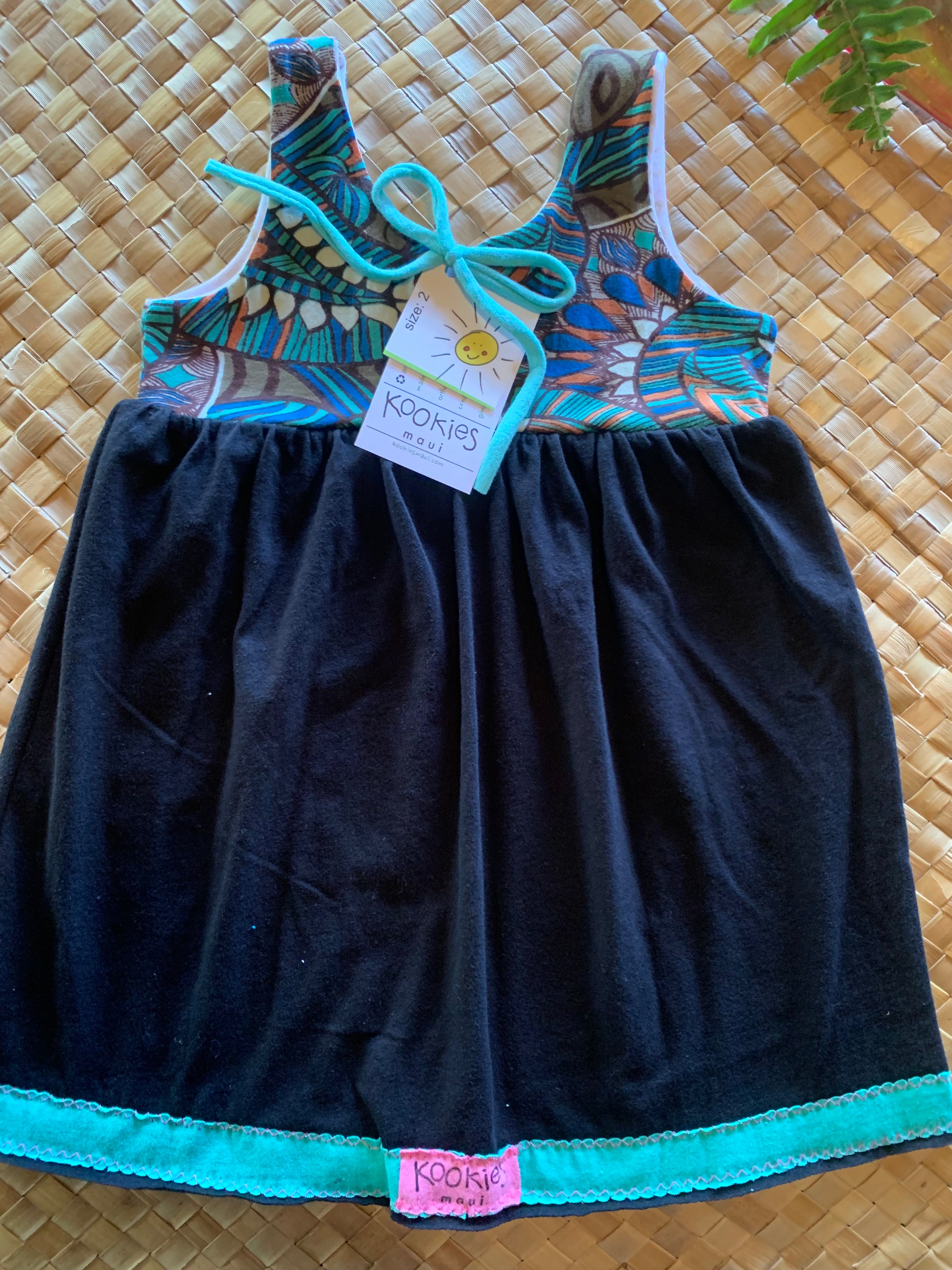 Kids Size 2 "Black & Floral Na Wai Eha Music" Kuʻuipo Dress