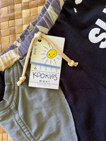 Load image into Gallery viewer, Kids Size 6 &quot;Black &amp; Grey Support Maui&quot; Beach Comber Shorts
