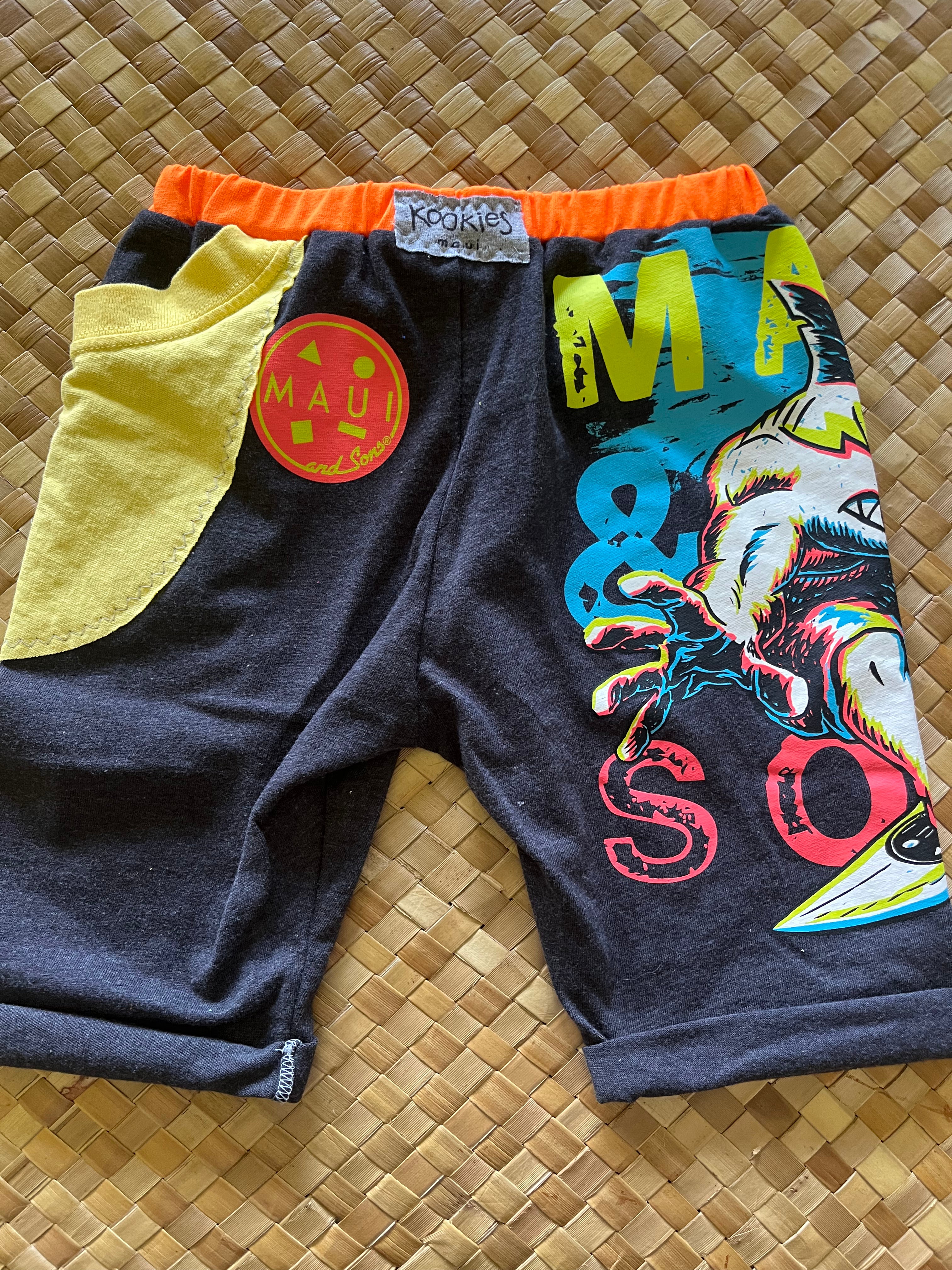 Kids Size 6 "Charcoal & Yellow Surfing Shark" Beach Comber Shorts