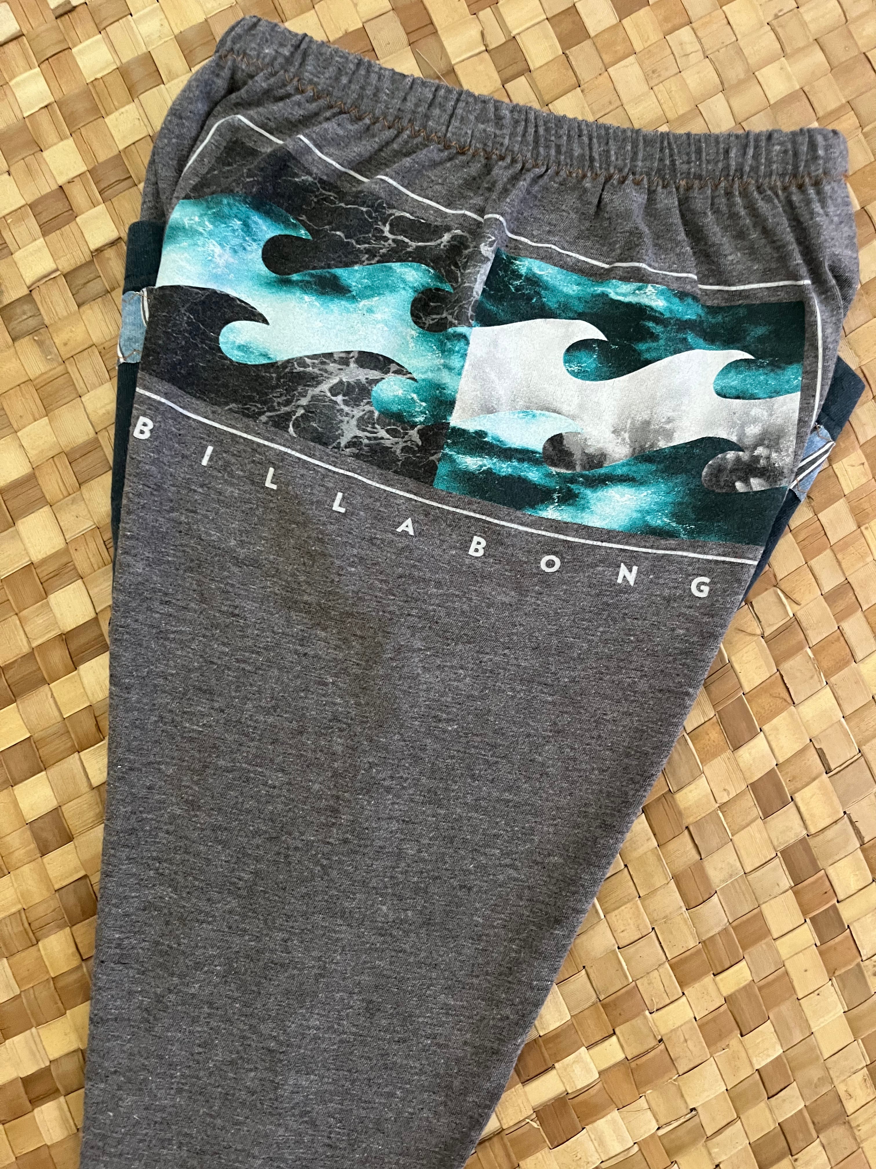 Kids Size 6 "Blue & Grey Waves" ʻOpihi Picker Pants