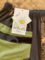 Load image into Gallery viewer, Kids Size 2 &quot;Green &amp; Grey Kalo&quot; ʻOpihi Picker Pants
