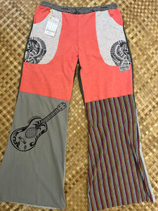 Ladies Size L "Salmon, Gray & Sage Ulukele and Flowers" Flutter Pants