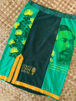 Load image into Gallery viewer, Ladies M &quot;Green Merry Monarch&quot; My Favorite Gored Skirt
