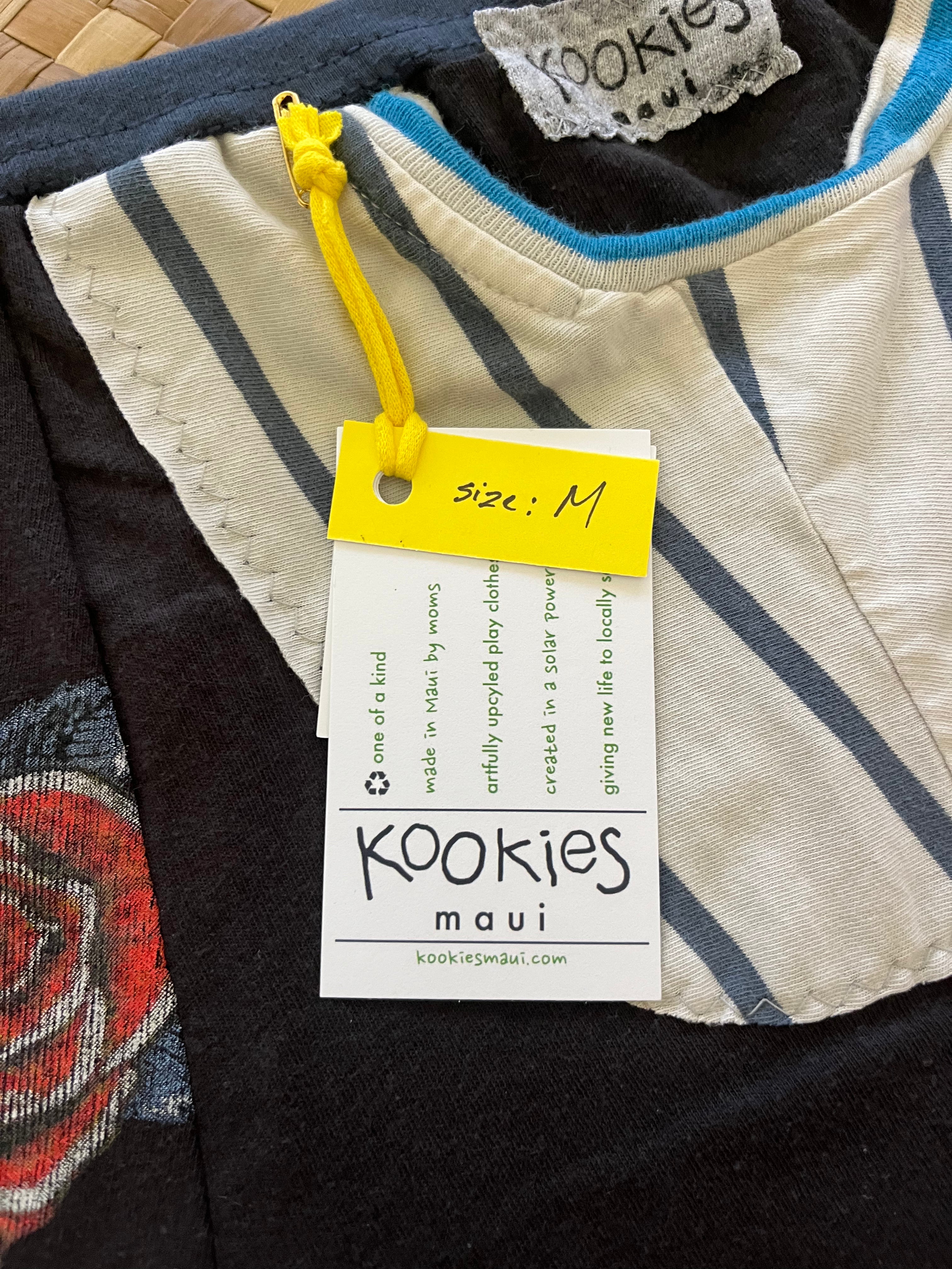 Ladies Size M "Black & Red Rose Child" Simple Shorty