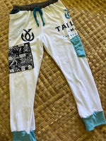 Load image into Gallery viewer, Kids Size 8 "White &amp; Blue Tails Up" Holoholo Pants
