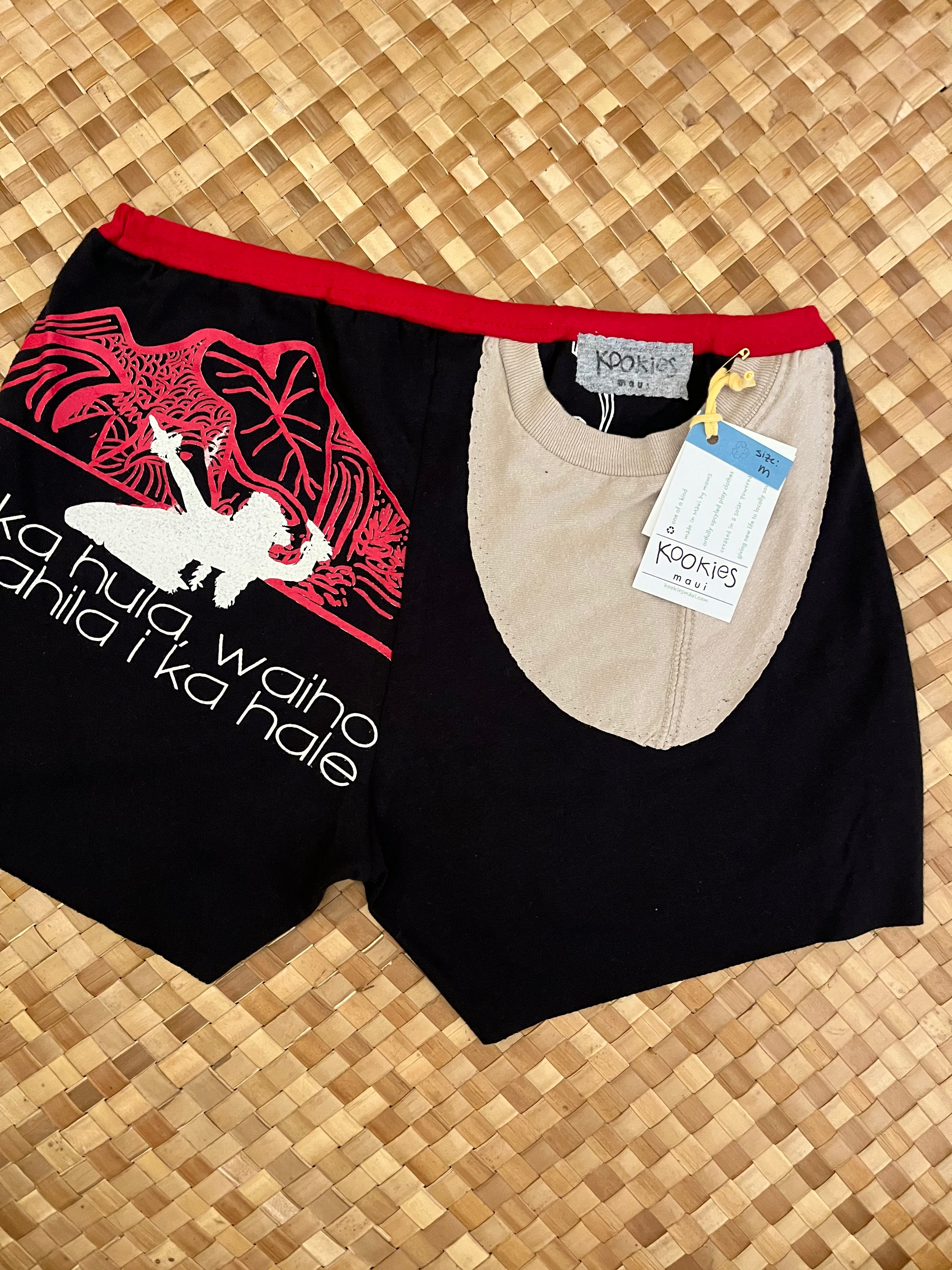 Ladies Size M "Red & Black Hula Dancer" Simple Shorty