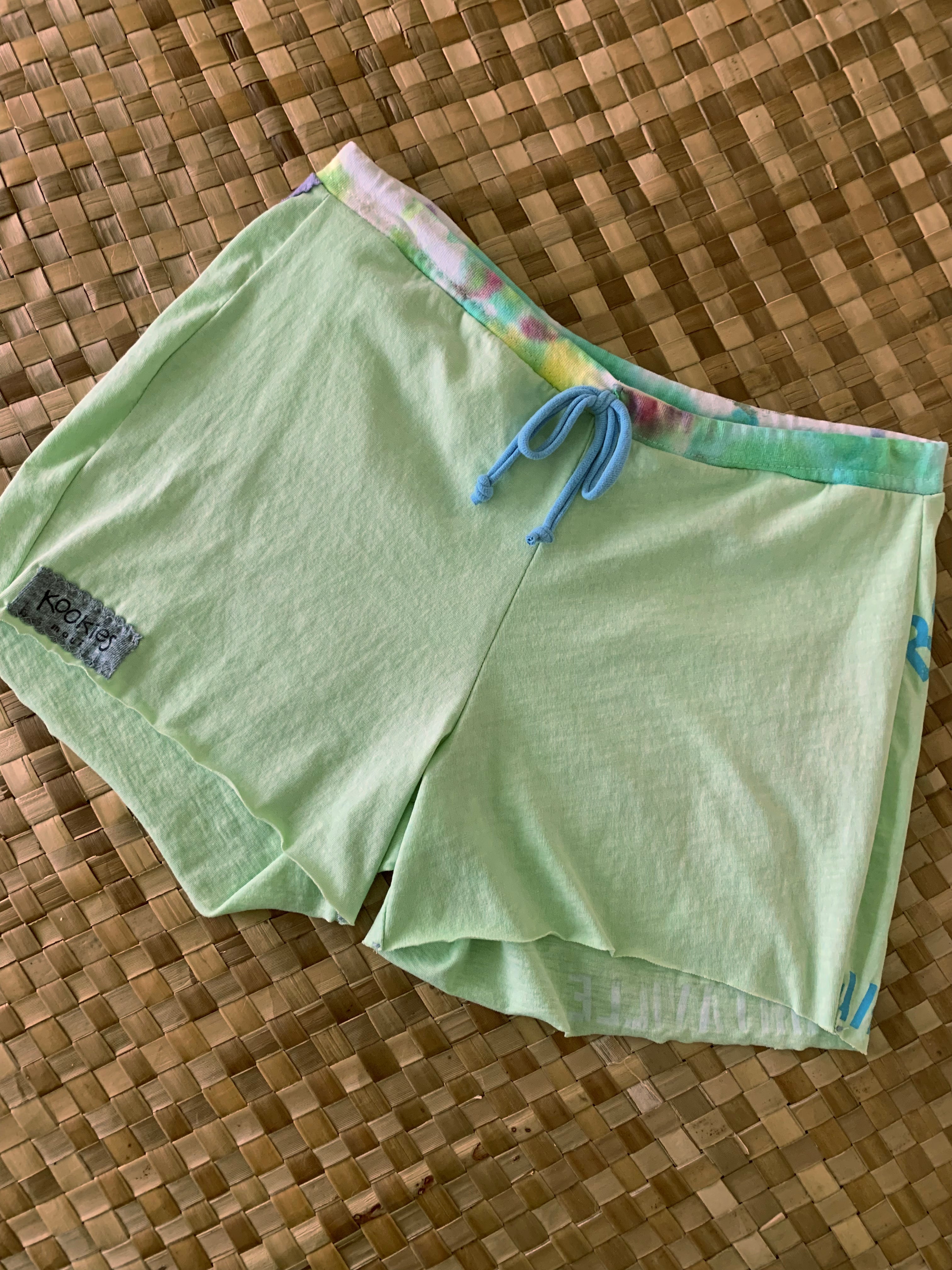 Ladies Size XS "Green & Lavender Whale Tail" Simple Shorty Shorts
