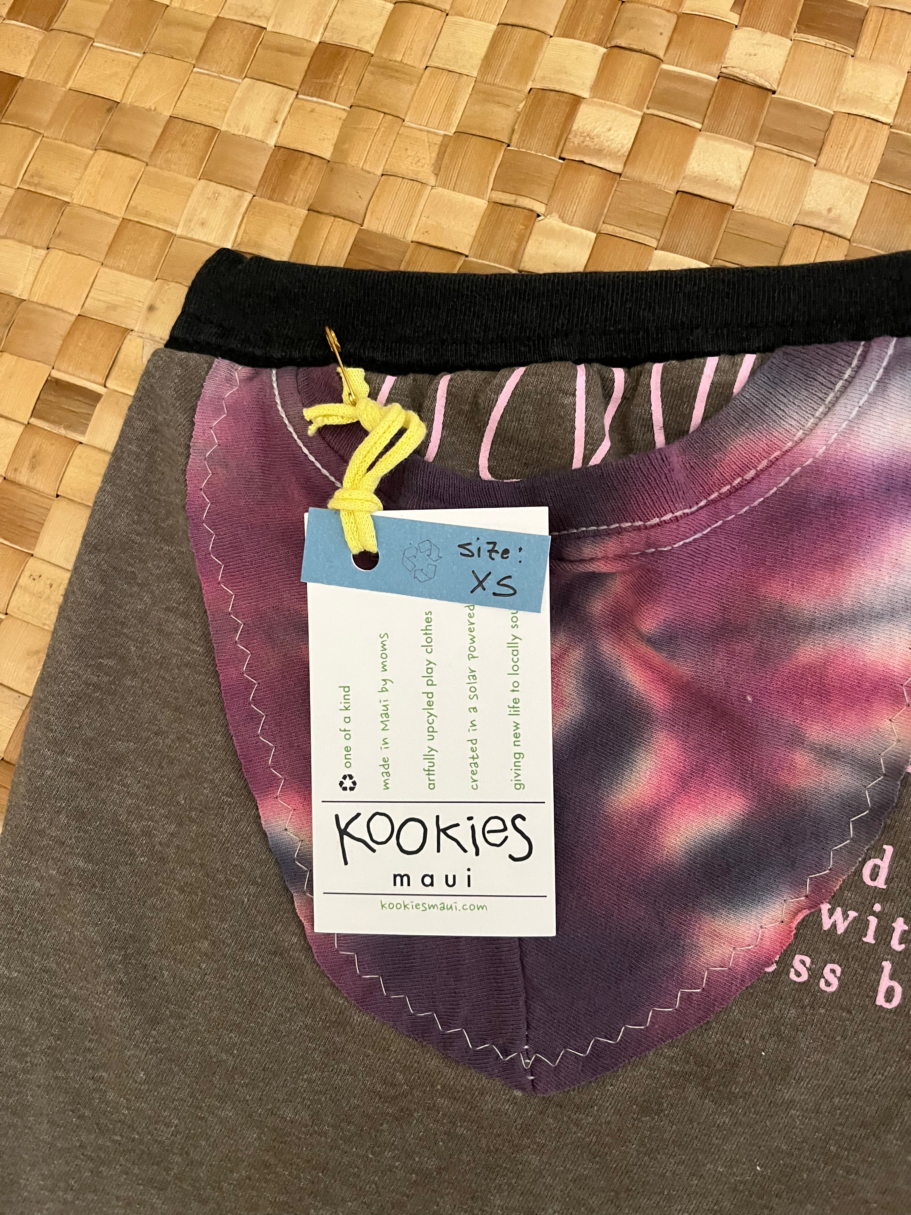 Ladies Size XS "Grey & Purple Good Vibes Only" Simple Shorty